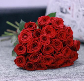 25 РОЗ РЕД НАОМИ 40 СМ 25 РОЗ РЕД НАОМИ 40 СМ